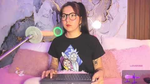 Snapshot of alissa_cute1 chatting on 03/29/26, 08:20 Mia online show from 03/29/26, 08:20