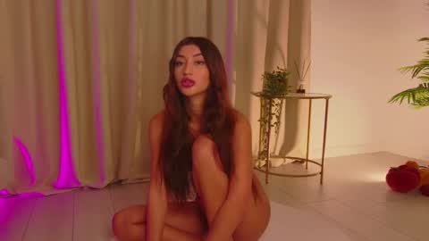 alissa_foxx online show from 10/28/25, 10:30