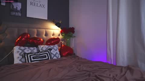 Snapshot of alissa_styles chatting on 02/12/25, 01:06 Alissa online show from 02/12/25, 01:06