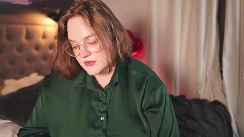 Snapshot of alissa_styles chatting on 02/16/25, 05:04 Alissa online show from 02/16/25, 05:04