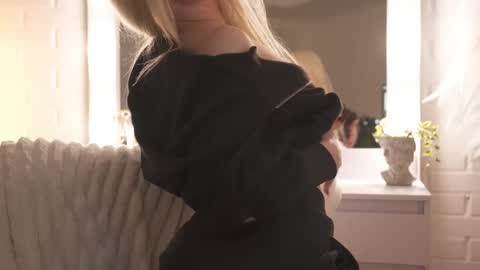 Alissa online show from 03/01/25, 10:31