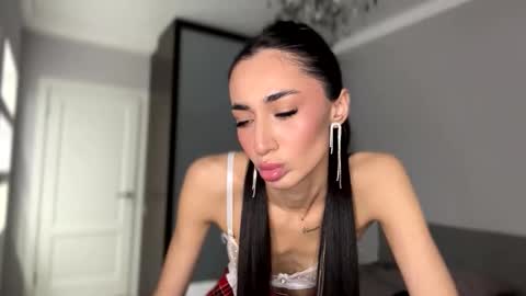 Snapshot of alissadreams chatting on 11/21/25, 07:12 Alissa online show from 11/21/25, 07:12