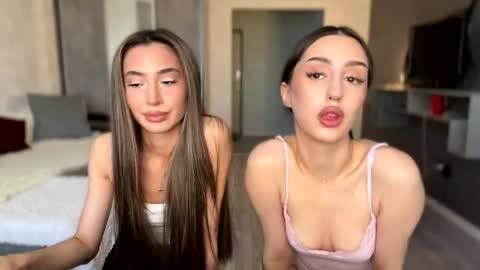 Alissa online show from 05/07/26, 01:05