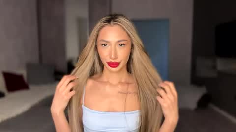 Alissa online show from 05/24/26, 02:33