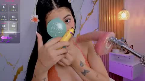 Snapshot of alissaowens_ chatting on 07/24/26, 10:02 Alissa owens online show from 07/24/26, 10:02