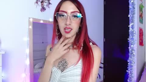 alissesallie_ online show from 12/20/24, 01:36