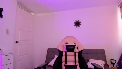 iraide online show from 02/02/25, 01:52