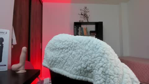 iraide online show from 09/16/25, 08:43