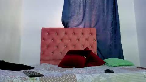 alisson0002 online show from 06/14/26, 07:05