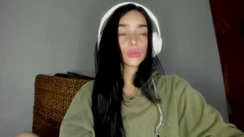Alisson369  online show from 04/29/26, 09:13