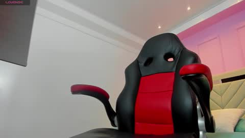 ALISSON online show from 11/22/25, 12:15