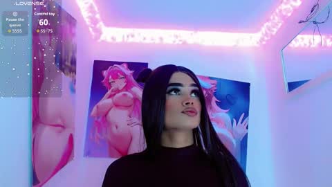 Snapshot of alisson_secrett_ chatting on 02/18/26, 04:30 Alisson online show from 02/18/26, 04:30