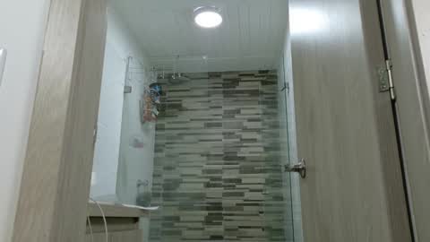 Snapshot of alisson_tylor_ chatting on 09/21/25, 04:30 Alisson online show from 09/21/25, 04:30