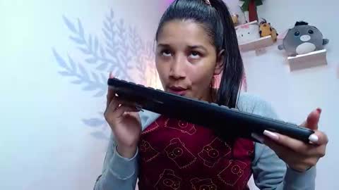 Snapshot of alisson_wiley chatting on 02/02/26, 06:39 alisson online show from 02/02/26, 06:39