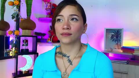 Alisson IG alisson zafiro27 online show from 05/18/26, 03:02