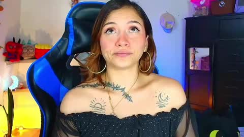 Alisson IG alisson zafiro27 online show from 05/31/26, 03:04