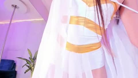 Alisson online show from 10/21/25, 05:24