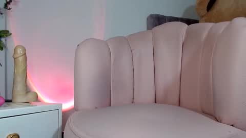 alisson online show from 12/31/24, 01:04