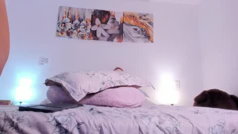 Snapshot of alissonroyce chatting on 10/17/25, 02:26 Goddess online show from 10/17/25, 02:26