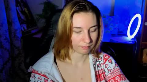 Snapshot of alisun_ chatting on 10/12/25, 07:57 A L I C E  online show from 10/12/25, 07:57