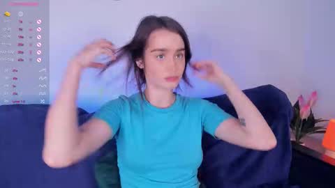 Snapshot of alivialovely chatting on 10/11/25, 09:08 Alivia online show from 10/11/25, 09:08