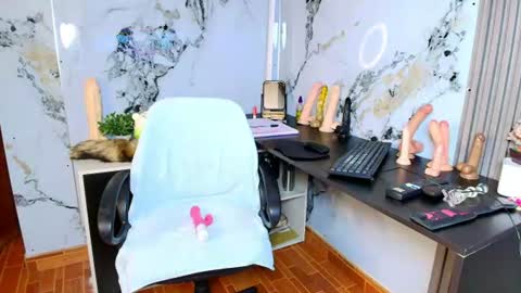 Alix online show from 06/20/26, 01:30