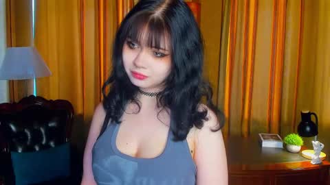 Snapshot of alixypunter chatting on 05/31/26, 10:00 Emily online show from 05/31/26, 10:00