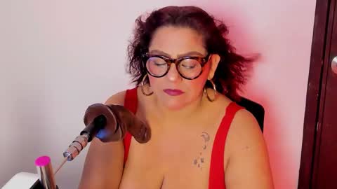 Aliyahs stone online show from 09/27/25, 03:33