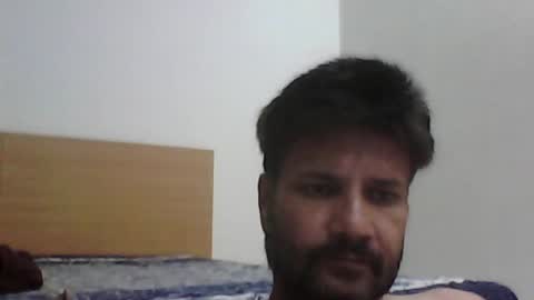 Snapshot of aliyakhan1976 chatting on 08/01/26, 01:43 aliyakhan1976 online show from 08/01/26, 01:43