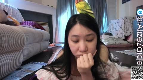 Alize Zaide online show from 10/06/25, 04:26