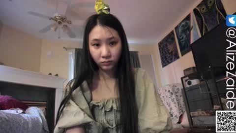 Snapshot of alizezaide chatting on 12/16/25, 07:41 Alize Zaide online show from 12/16/25, 07:41