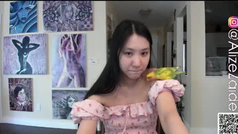 Alize Zaide online show from 06/19/26, 09:07