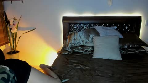 Snapshot of alizmarias chatting on 04/12/26, 11:43 Andrea..... online show from 04/12/26, 11:43