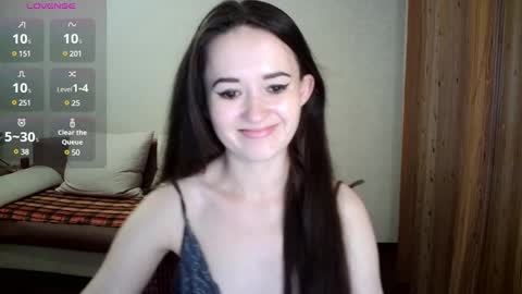 Snapshot of alkh_amare chatting on 02/15/25, 12:11 Amare online show from 02/15/25, 12:11