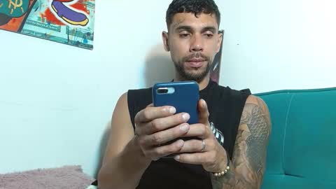 Snapshot of allanbarreto chatting on 01/08/26, 07:27 Allan online show from 01/08/26, 07:27