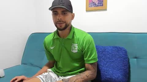 Snapshot of allanbarreto chatting on 01/13/26, 07:08 Allan online show from 01/13/26, 07:08