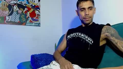 Snapshot of allanbarreto chatting on 02/27/26, 01:27 Allan online show from 02/27/26, 01:27