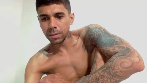 Snapshot of allanbarreto chatting on 03/01/26, 03:03 Allan online show from 03/01/26, 03:03