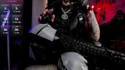 Snapshot of allanhurtss chatting on 12/02/25, 06:14 online show from 12/02/25, 06:14