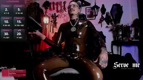 Snapshot of allanhurtss chatting on 01/14/26, 06:57 online show from 01/14/26, 06:57