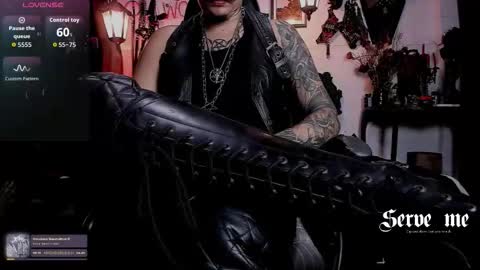 Snapshot of allanhurtss chatting on 02/11/26, 06:57 online show from 02/11/26, 06:57