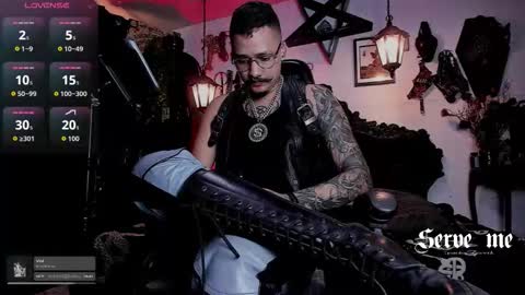 Snapshot of allanhurtss chatting on 02/18/26, 07:43 online show from 02/18/26, 07:43