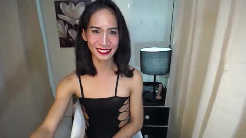 Snapshot of allday_mistress chatting on 01/07/25, 01:24 trina online show from 01/07/25, 01:24