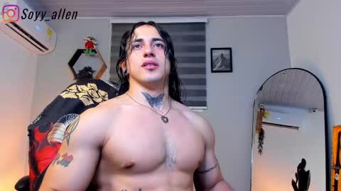 Snapshot of allen_rosse chatting on 10/30/25, 02:13 independent model 3 online show from 10/30/25, 02:13