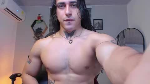 Snapshot of allen_rosse chatting on 12/20/25, 04:19 independent model 3 online show from 12/20/25, 04:19
