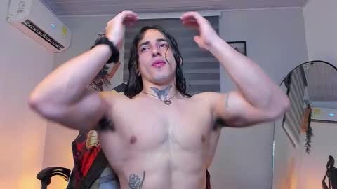 Snapshot of allen_rosse chatting on 01/11/26, 04:06 independent model 3 online show from 01/11/26, 04:06