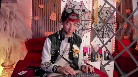 Allen online show from 10/15/25, 02:11