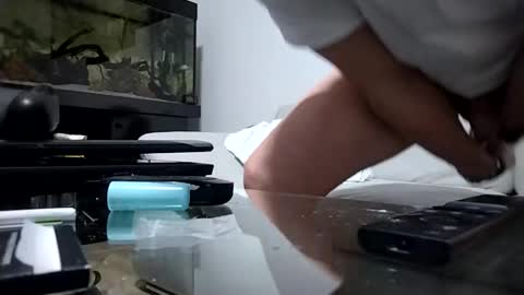 Snapshot of alles594462 chatting on 02/02/25, 04:15 alles594462 online show from 02/02/25, 04:15