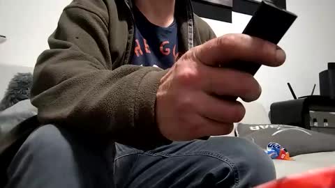 Snapshot of alles594462 chatting on 09/30/25, 01:10 alles594462 online show from 09/30/25, 01:10