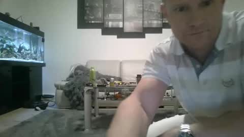 Snapshot of alles594462 chatting on 11/16/25, 10:59 alles594462 online show from 11/16/25, 10:59